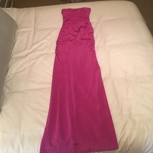 Nicole Miller strapless stretchy fitted gown